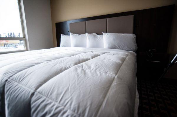 Western Star Inn & Suites Stoughton Eksteriør billede