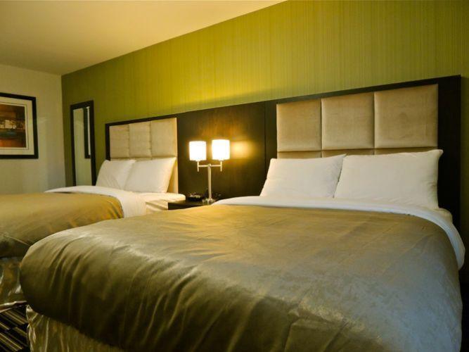 Western Star Inn & Suites Stoughton Eksteriør billede