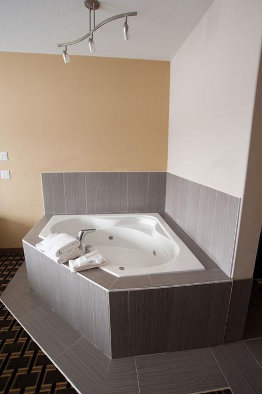 Western Star Inn & Suites Stoughton Eksteriør billede